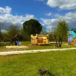 Spacieux Mobil-home 3 Avec Terrasse - Api-1-52-444 Massillargues-Attuech