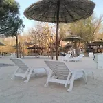 Campingplatz Spacieux Mobil-home 3 Avec Terrasse - Api-1-52-444 Massillargues-Attuech