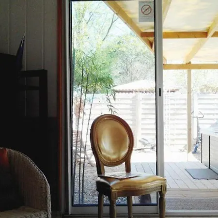 Spacieux Mobil-home 3 Avec Terrasse - Api-1-52-444 Massillargues-Attuech